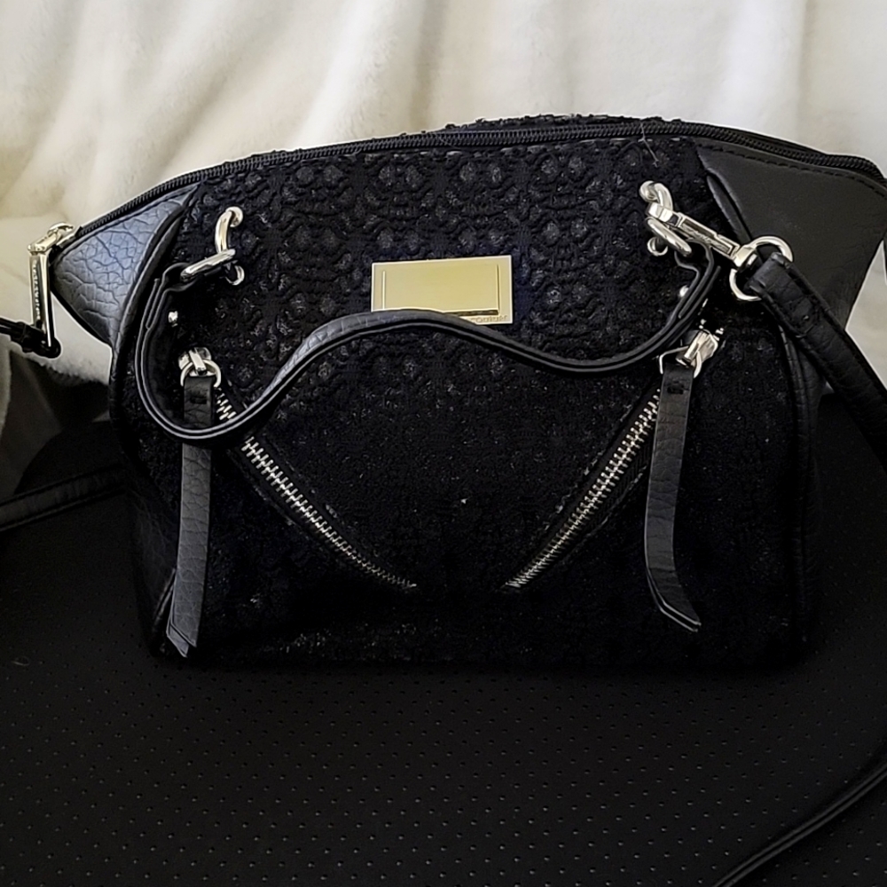 Juicy Satchel